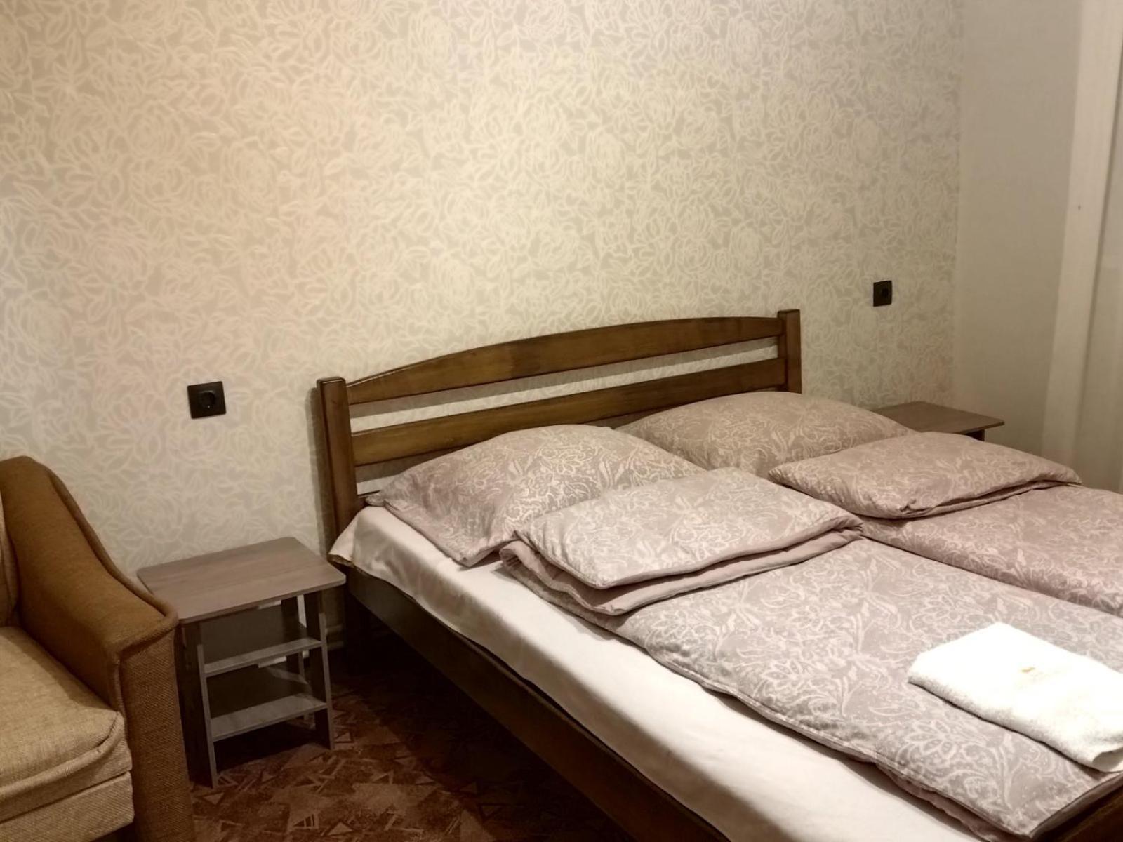 Pid Skeleyu Hotell Lazeshchyna Rom bilde